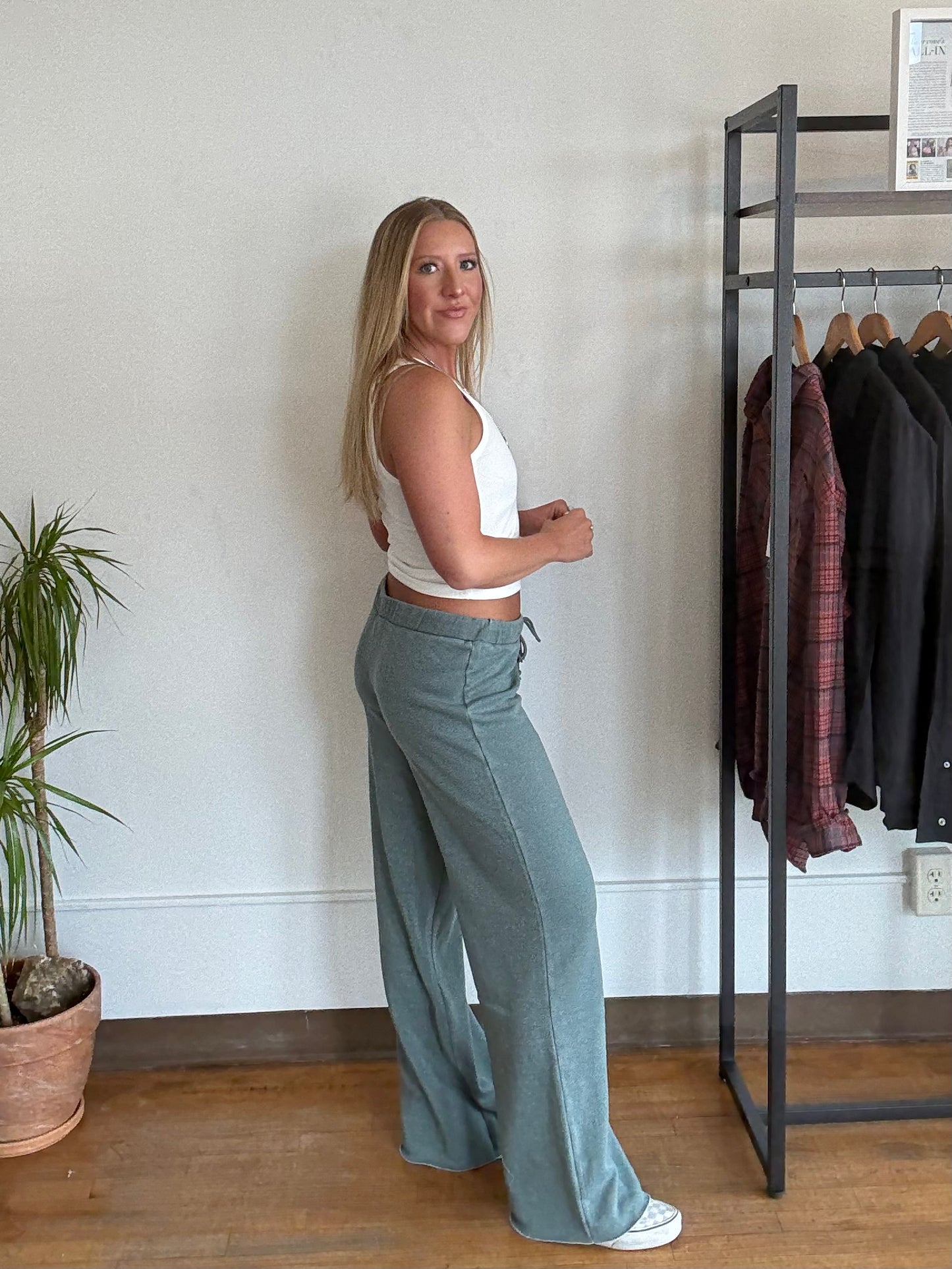 Shoreline Lounge Sweats