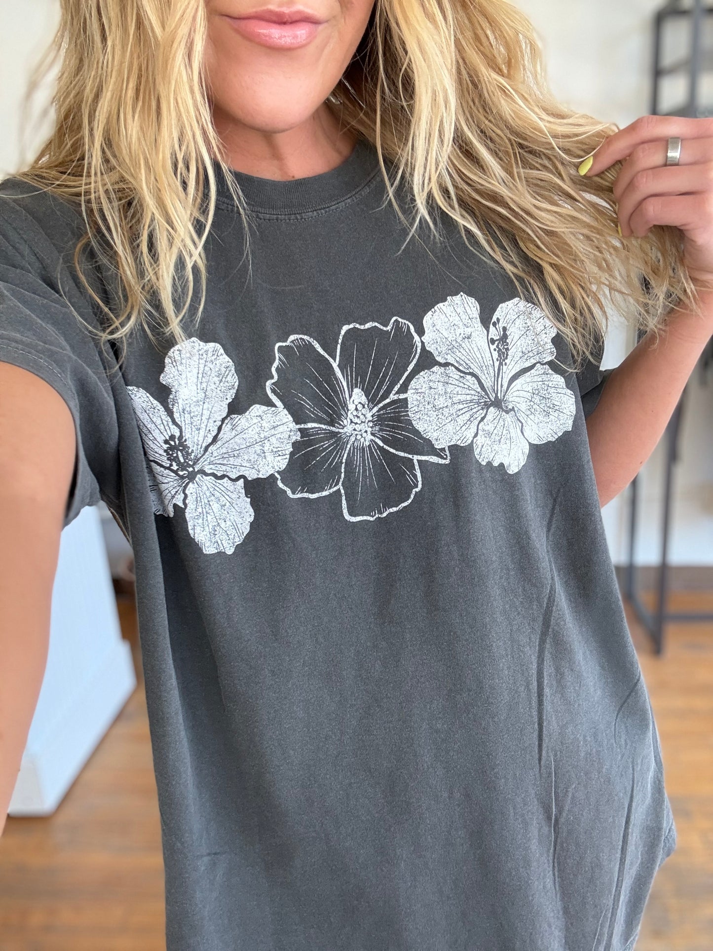 Hibiscus Vintage Oversized Tee