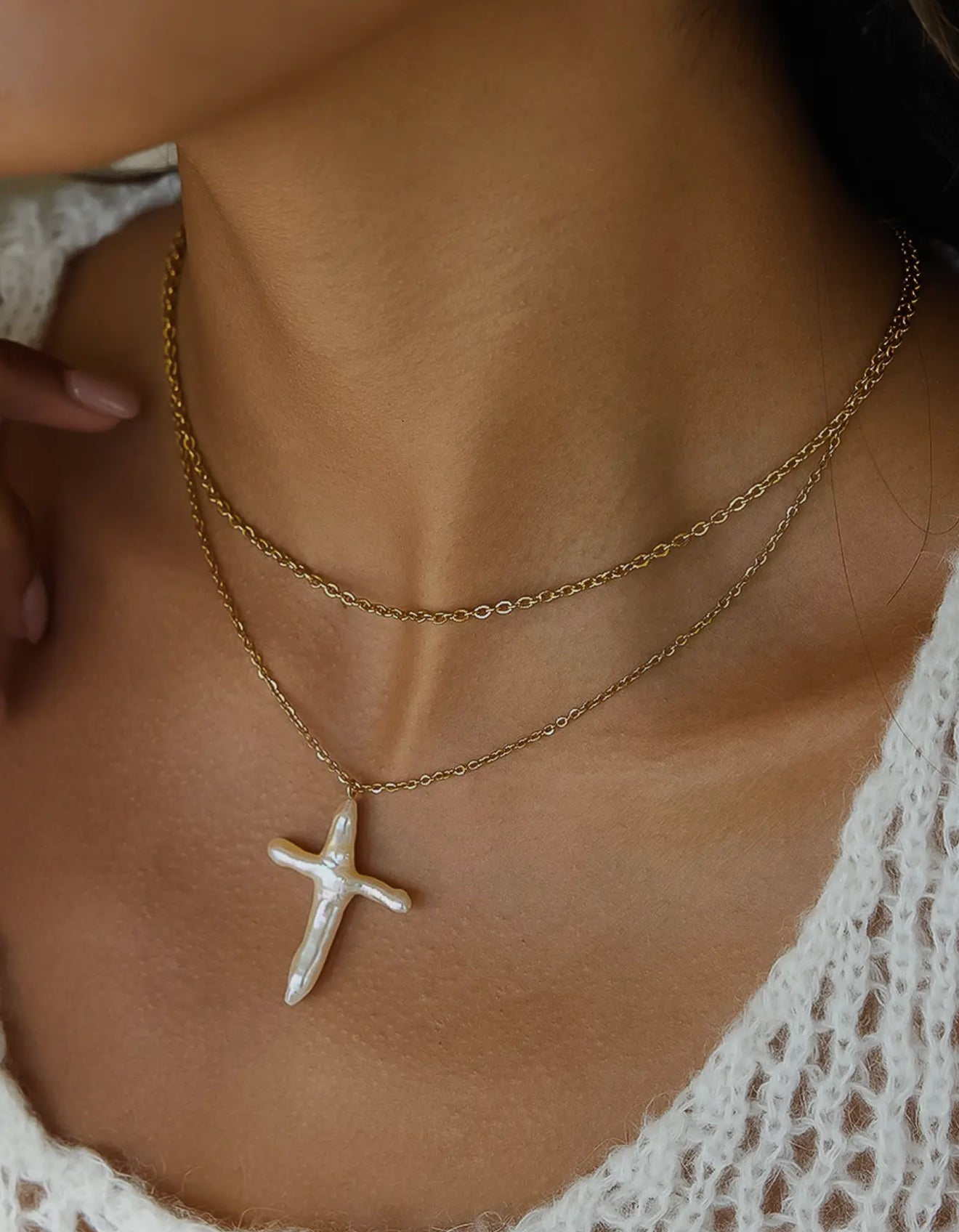 Aurise Freshwater Pearl Cross Necklace