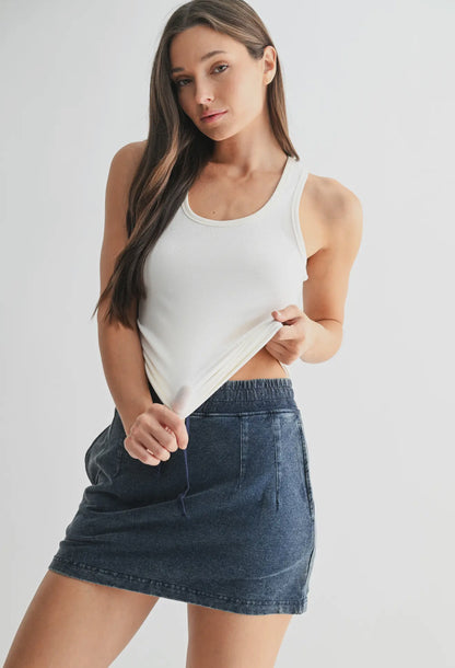 Slim Fit Scoop Neck Tank Top