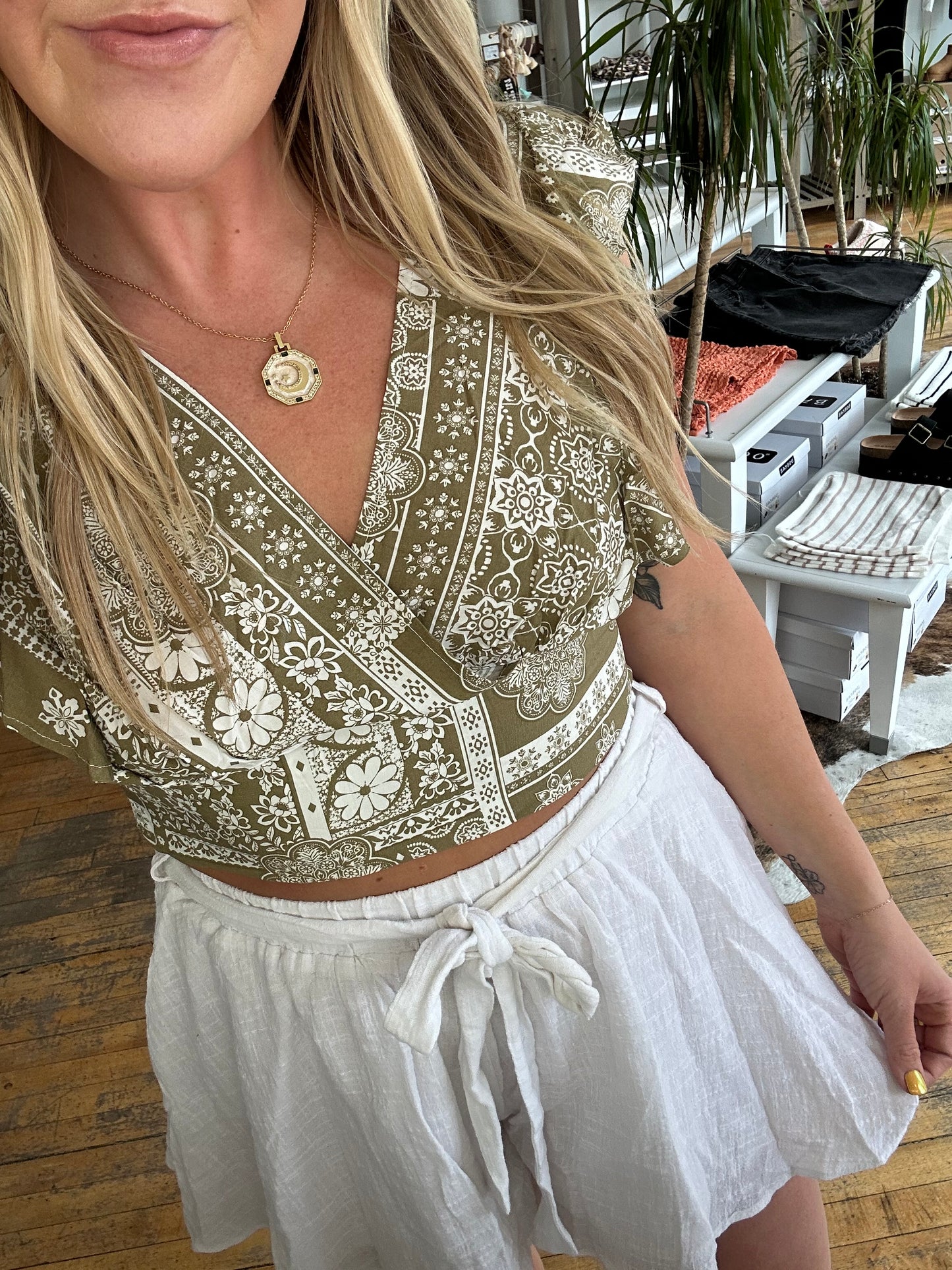 Willow Paisley Crop