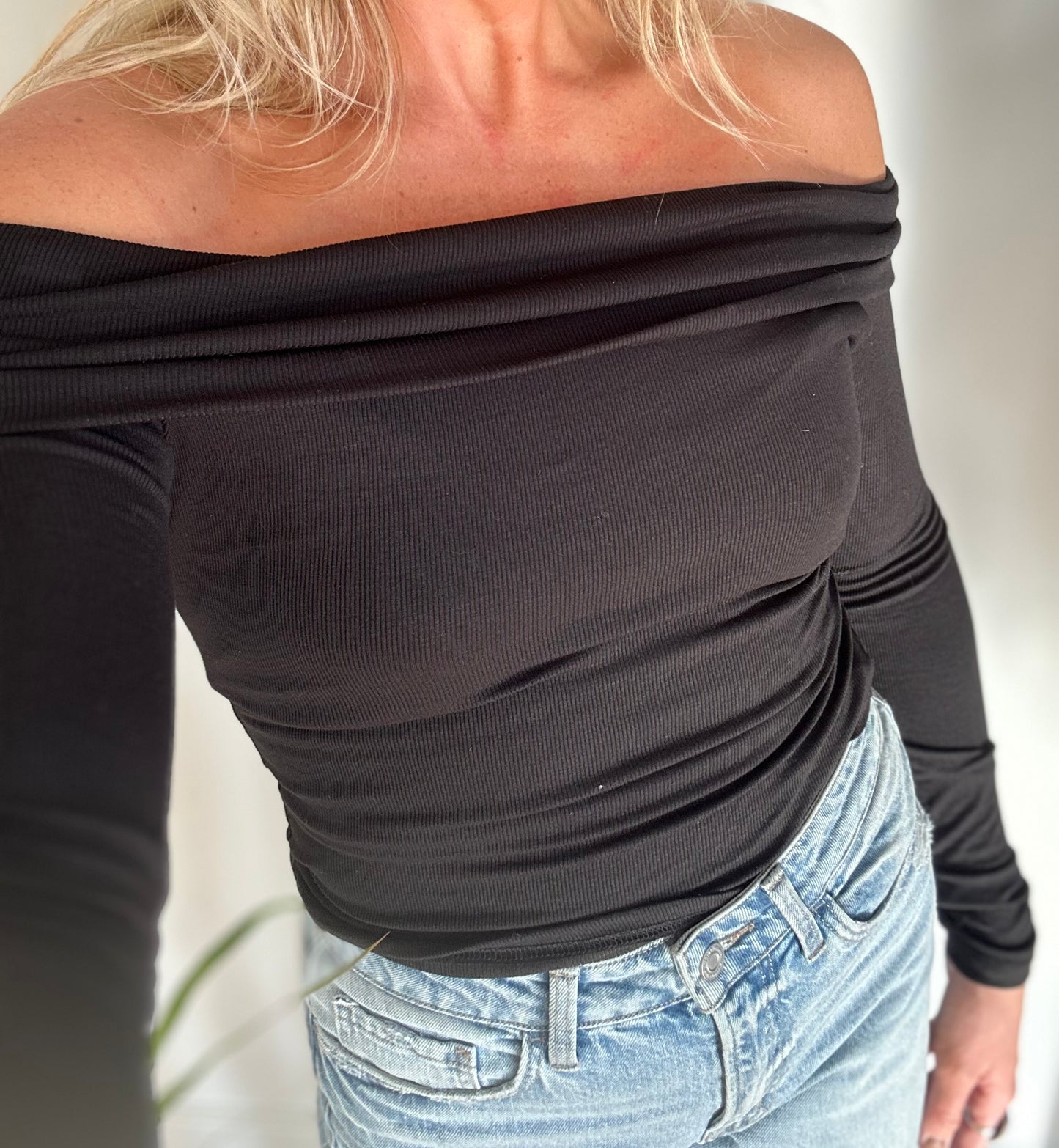 Carter Off The Shoulder Top