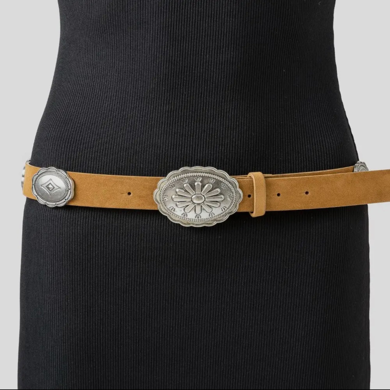 Western Oval Floral Buckle Belt