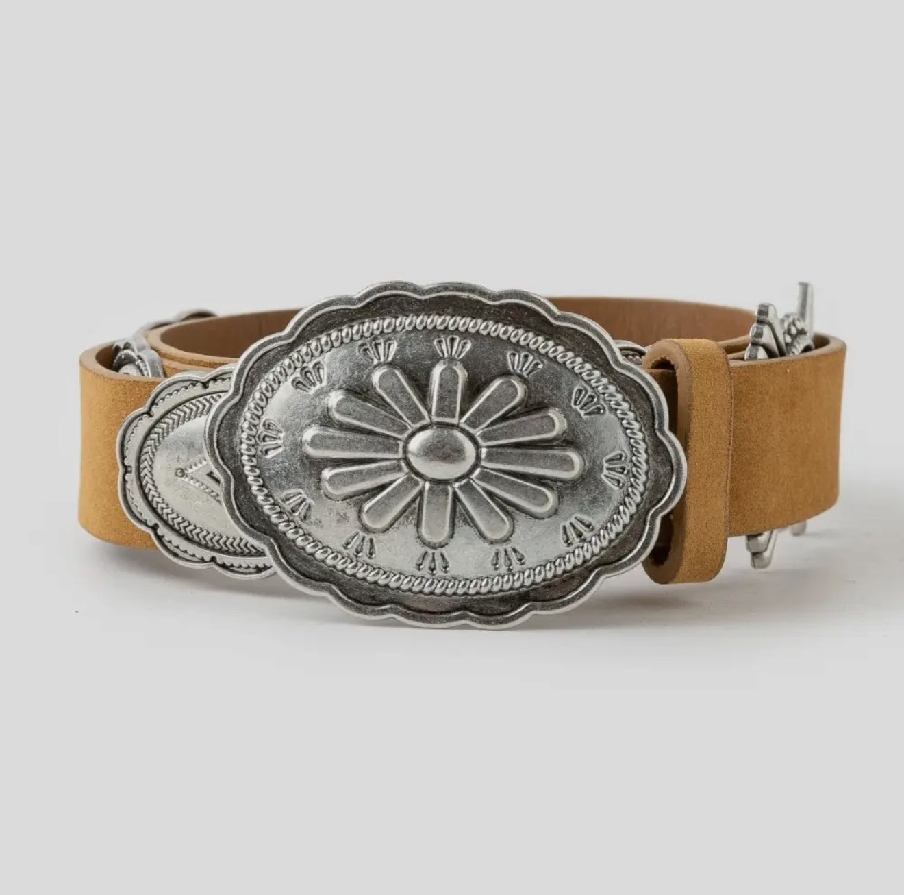 Western Oval Floral Buckle Belt