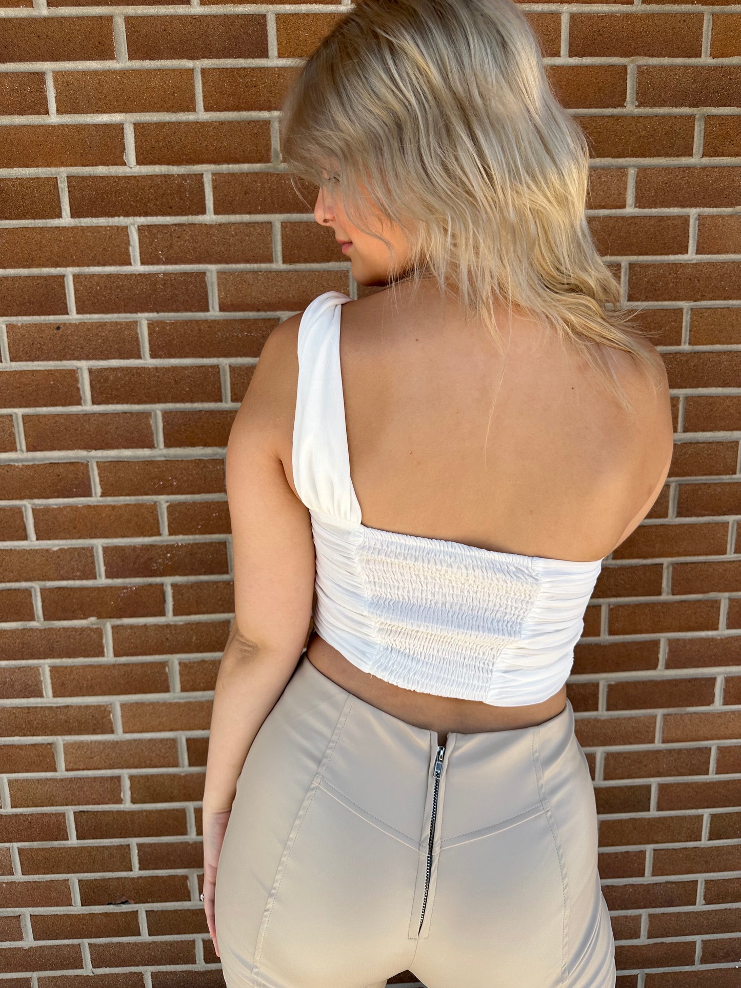 Sofia One Shoulder Crop